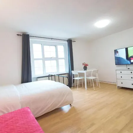 Luna 218 Flat 3 At Marble Arch Londen Buitenkant foto